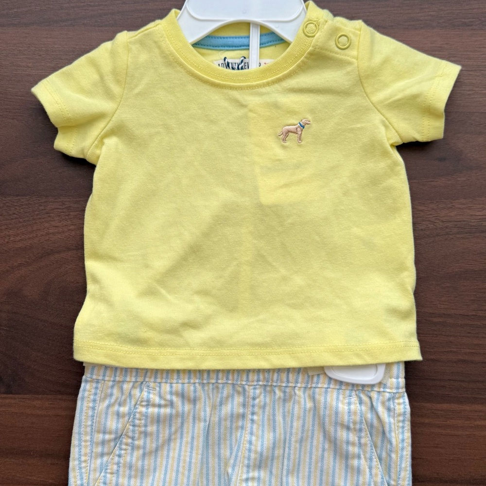 Adventurewear 360 Dillards Yellow T- Shirt and Striped Shorts Set - 3 Months